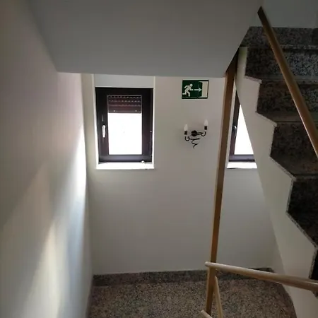 La Hoja*** Aldeadávila de la Ribera